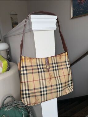 Burberry Vintage Nova Check Shoulder Bag